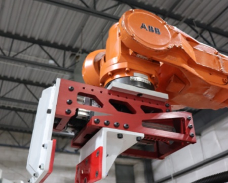 Pneumatic and Electric End Effectors for Robot Tooling